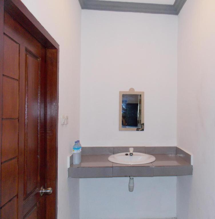 Fotografie z fotogalerie ubytování Five Time Home Stay v destinaci Gili Air