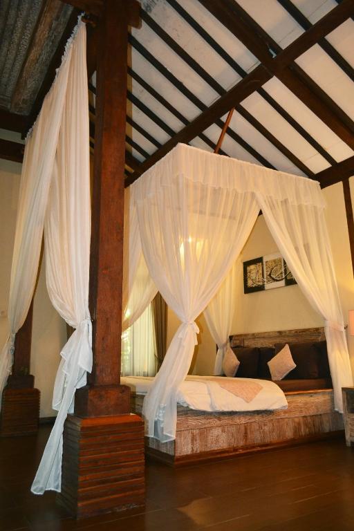 Joglo Villa Bali - отзывы и видео