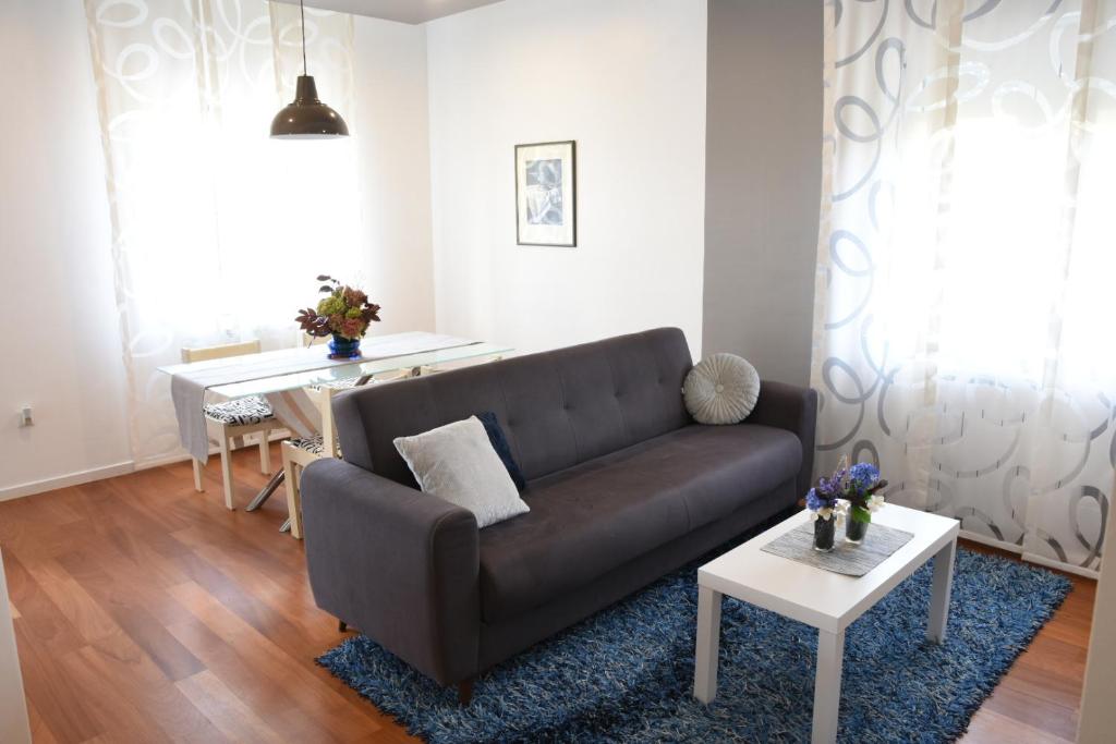 Api Apartment