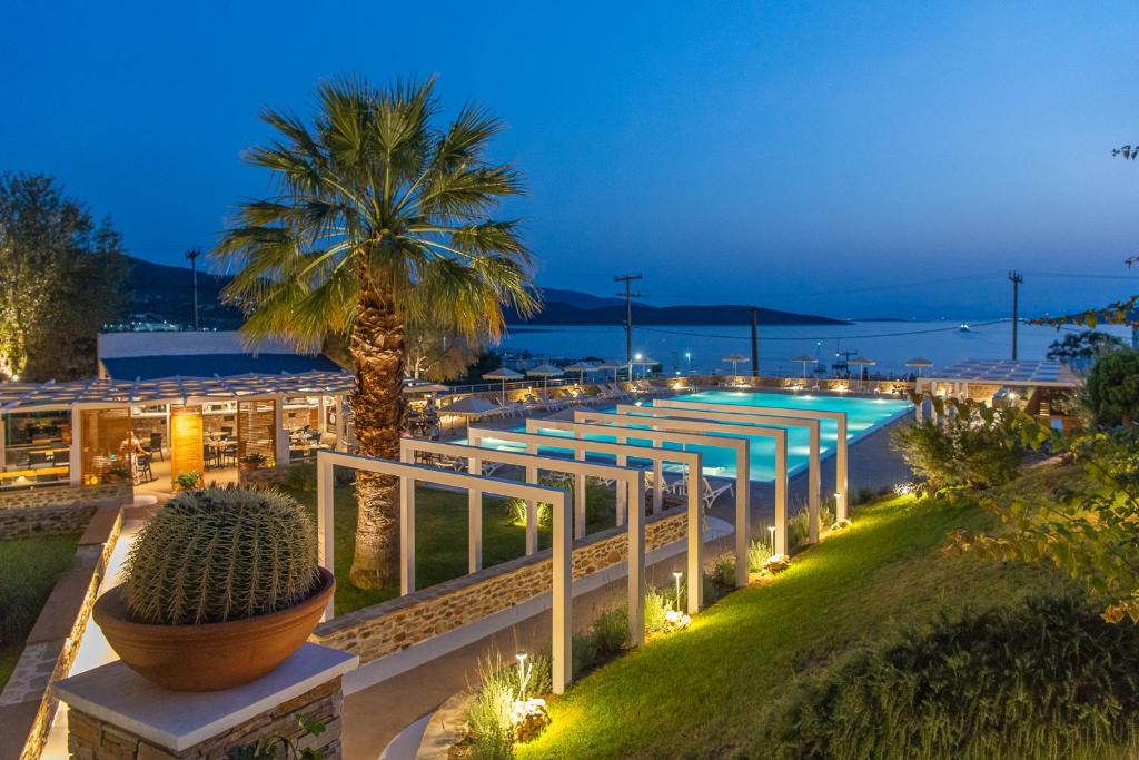 Bazén v ubytování Marmari Bay Hotel nebo v jeho okolí