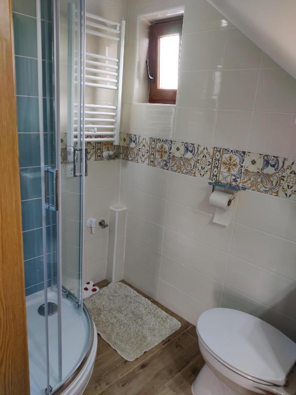 Koupelna v ubytování Bertalan Apartman