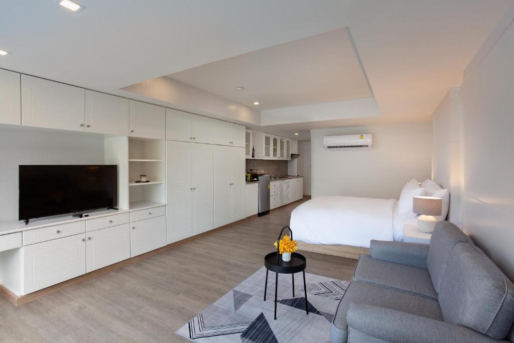 
Anona Resident Studio
