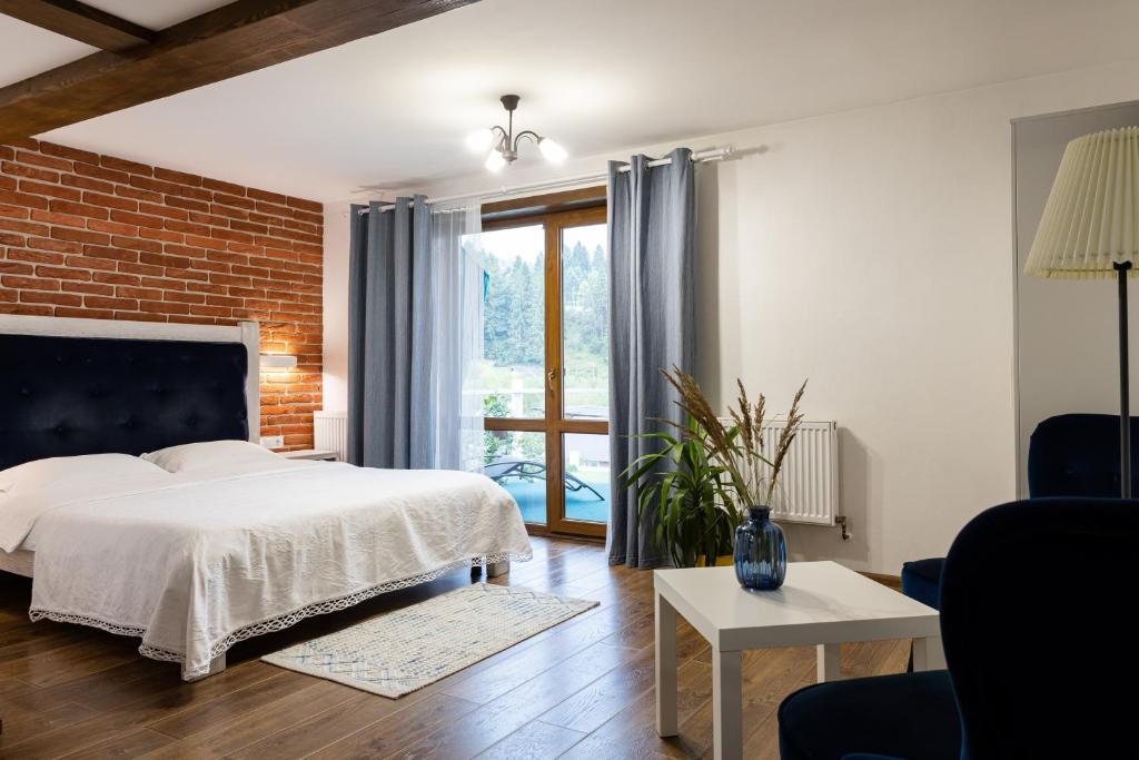 Kovalska Sadyba - Habitación Doble Con Terraza