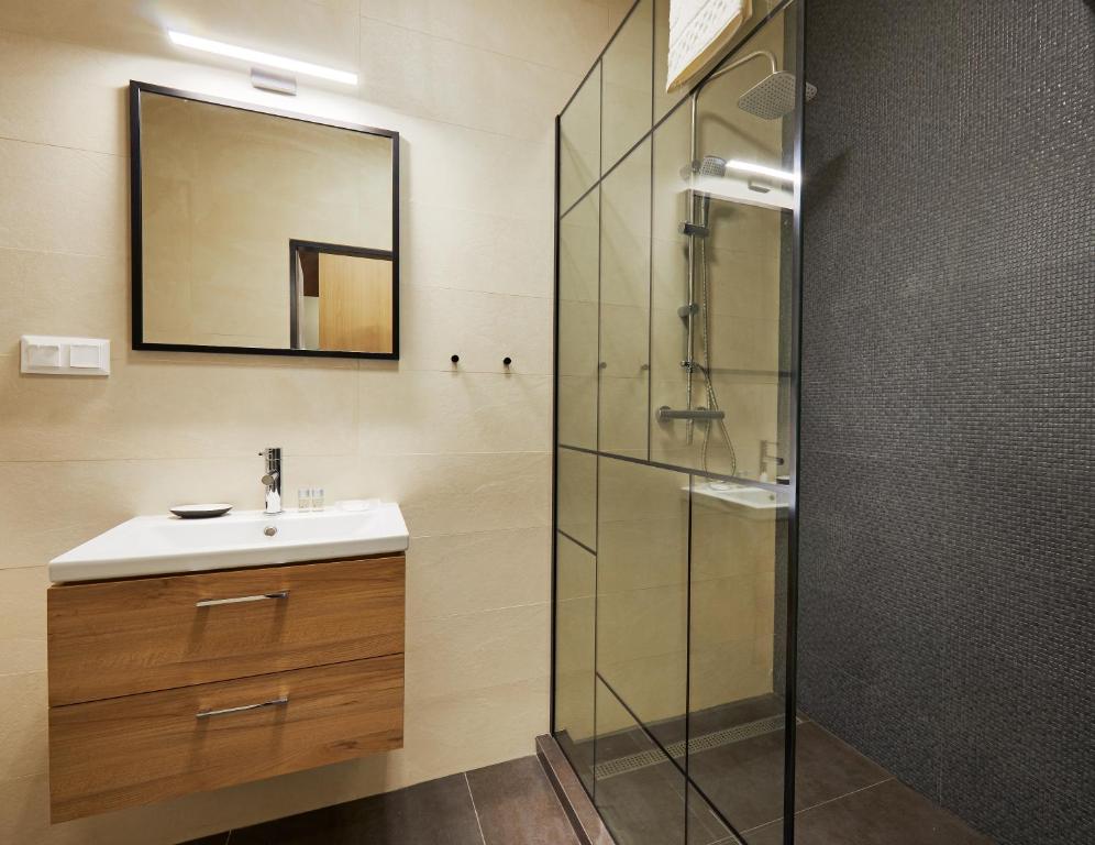 Hotel & Restaurant Barca - Resim 3