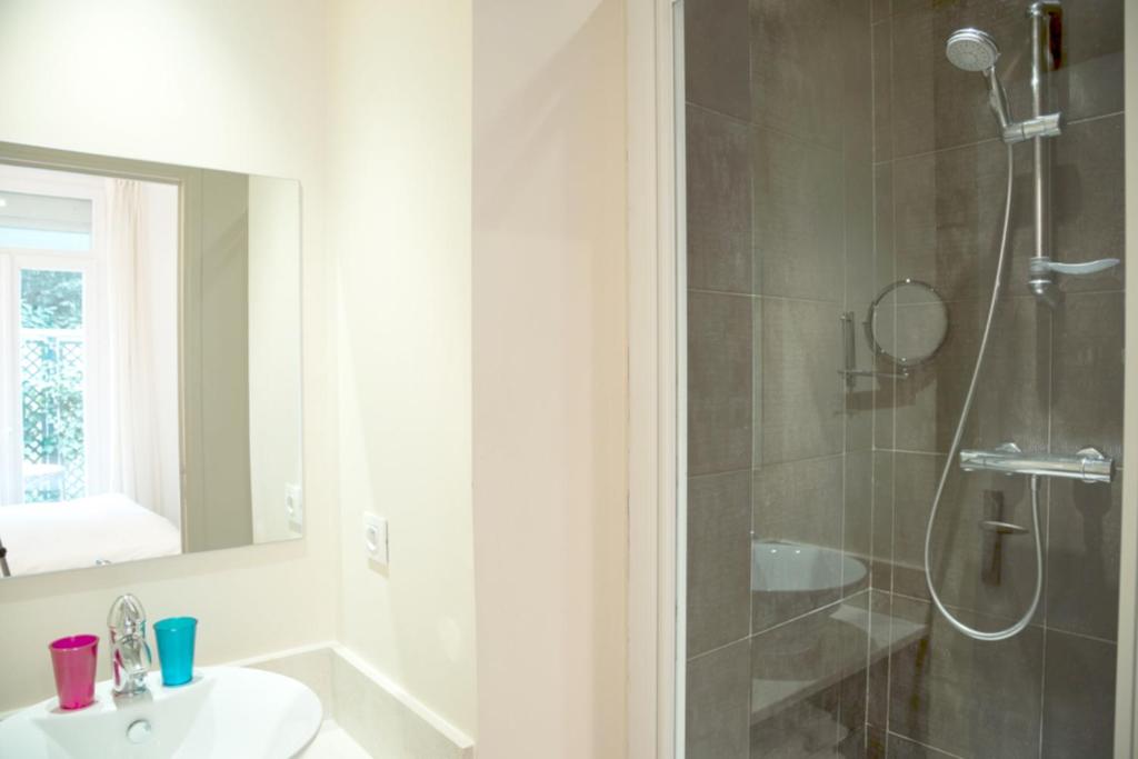 La Villa Paris - B&B - 6