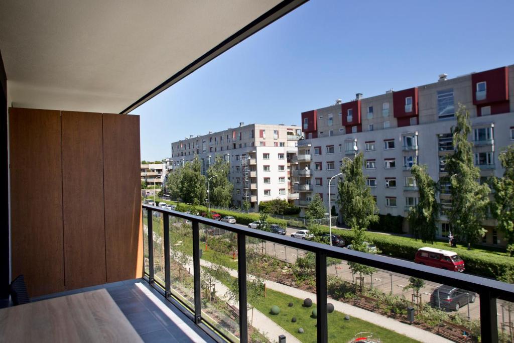 Balkón alebo terasa v ubytovaní Marina Mokotow P&O Serviced Apartments