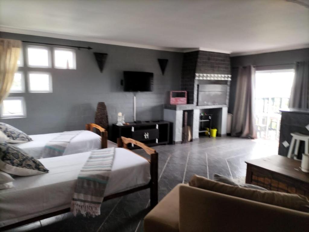 Brits Apartment rental, Cape Town (updated prices 2024)