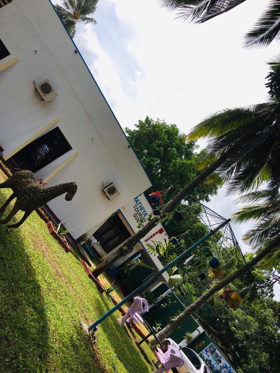 Zahrada ubytování Bathiya Tourist Guest Anuradhapura