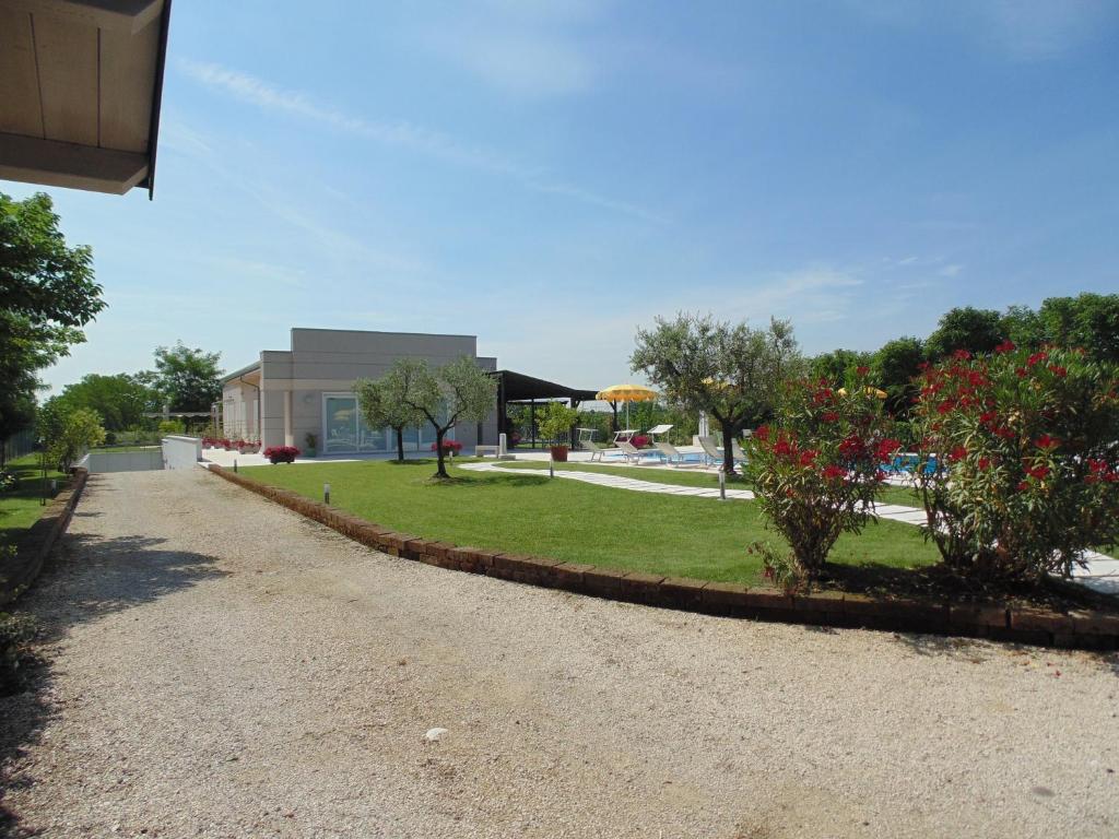 Ogród w obiekcie Agriturismo Dell'Orto Apartments