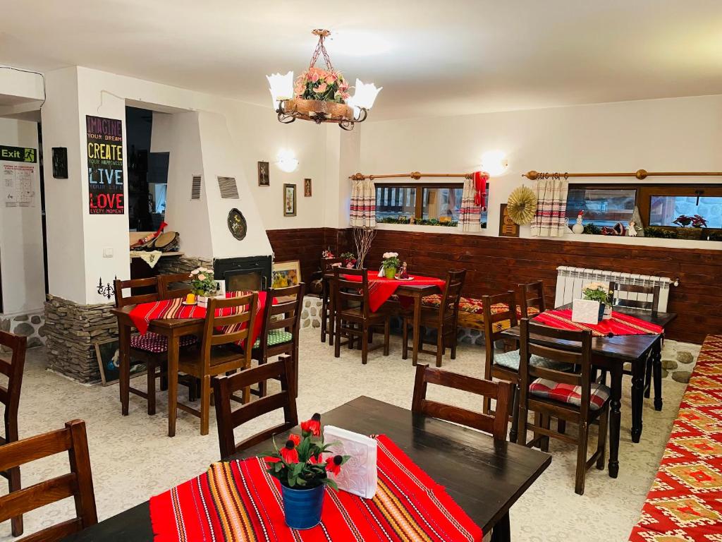 Restaurace v ubytování Family Hotel Carpe Diem