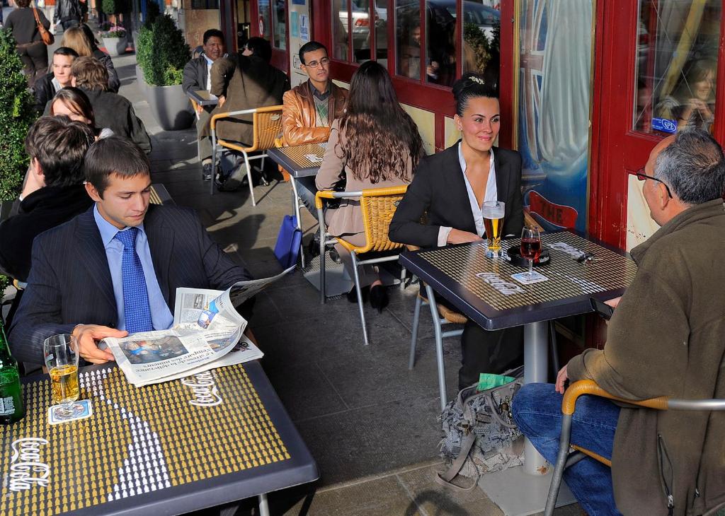 Hôtel Astoria - Resim 39