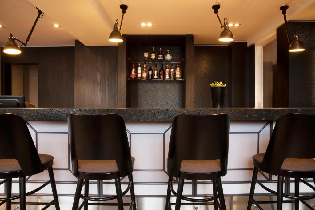 Lounge nebo bar v ubytování Fosshotel Baron