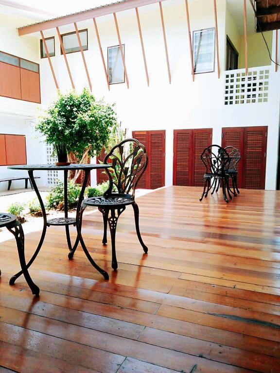 ฮักเคียงโขง HUG Khieng Khong Nongkhai Hostel - Huis Met Vier Slaapkamers
