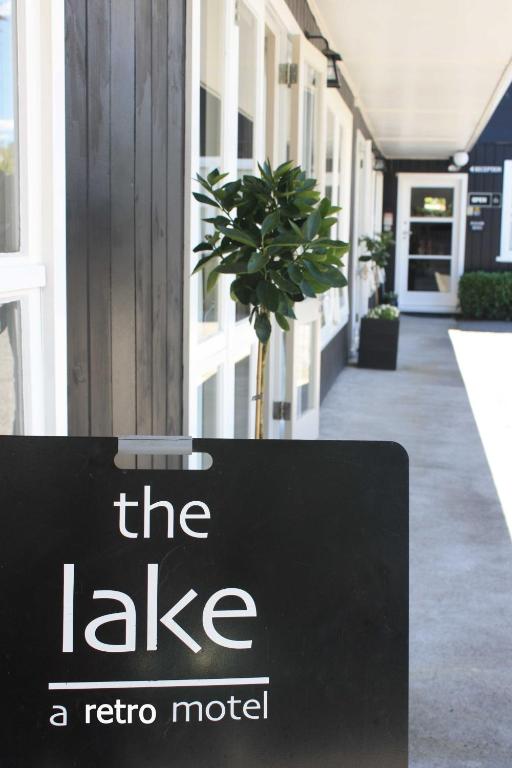 The Lake Motel - Resim 32