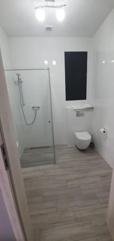 Hostel AgMa - Triple Room With Bathroom