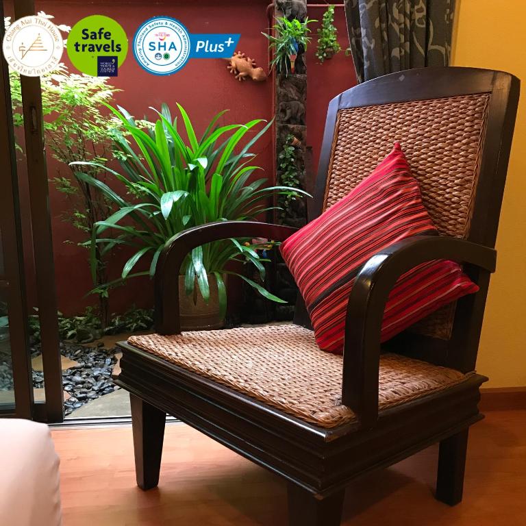 Chiang Mai Thai House,Thapae