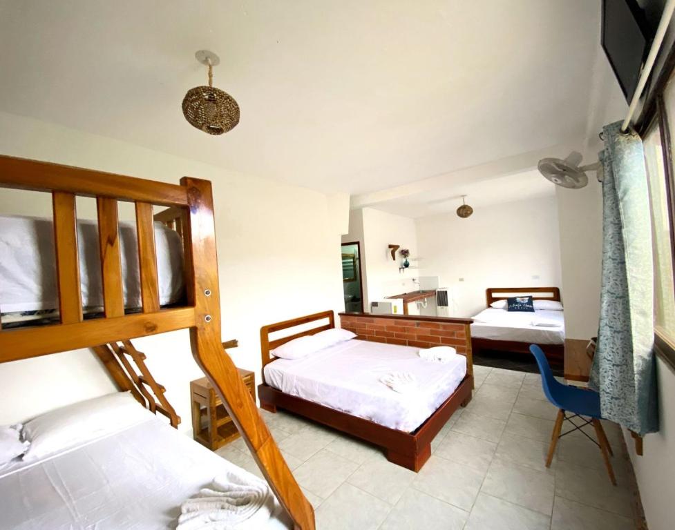 Whale House Hotel - Superior Family Room