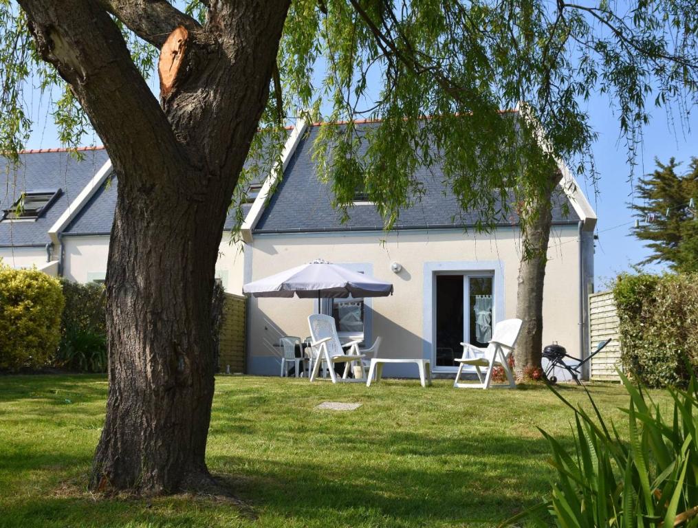 Zahrada ubytování Les Maisons de Kerdavid'île - votre résidence de vacances à Belle ile en mer