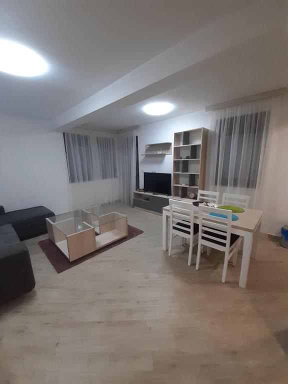 Lovac apartmani - Apartment - Ground Floor