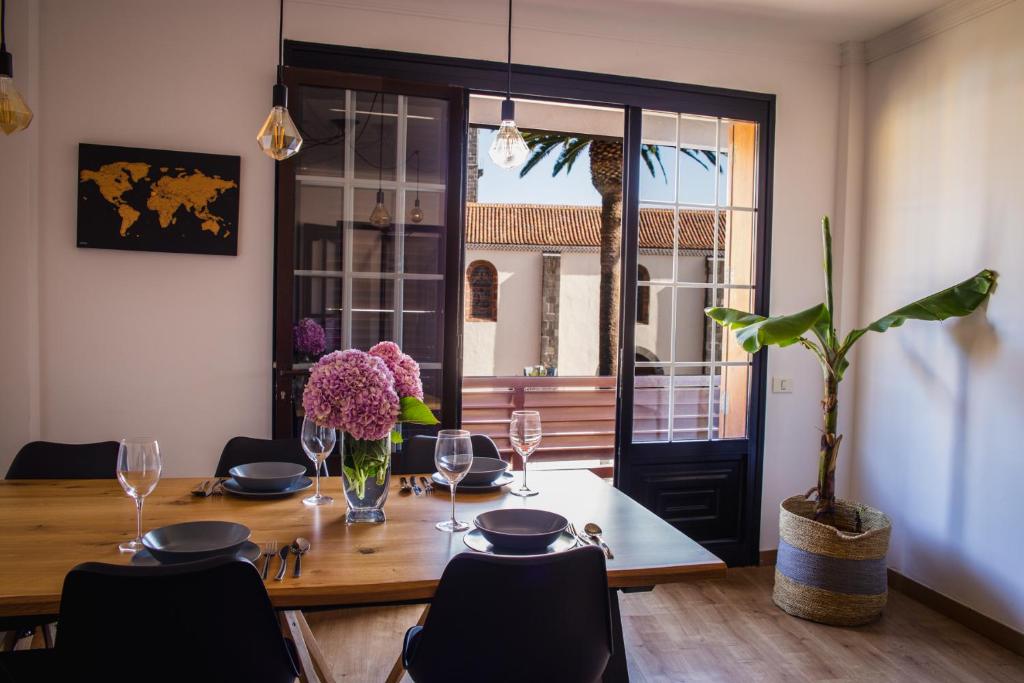 Fotografie z fotogalerie ubytování Canary Treasure La Laguna exclusiveness prime location v destinaci La Laguna