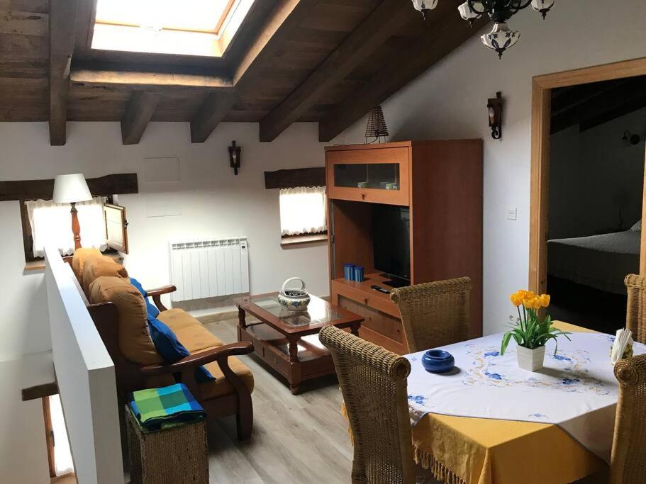 Apartamento rustico en el Valle de Trapaga la Arboleda - Apartamento De Dos Dormitorios