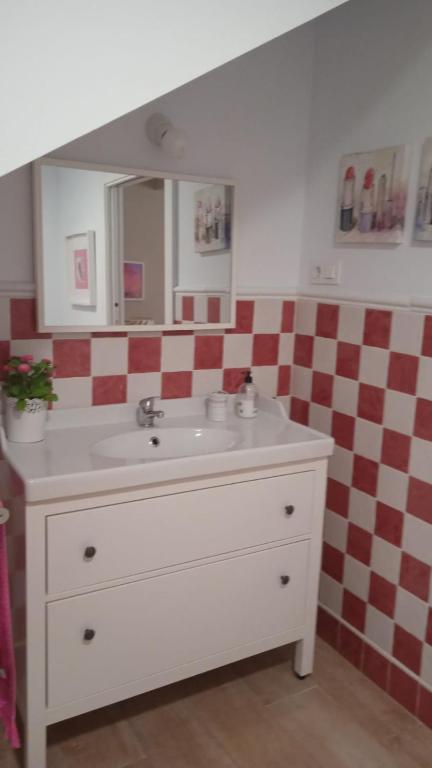 Fotografia z galérie ubytovania El Corro, acogedora casa con jardín en el corazón de Cantabria v destinácii Villasuso de Cieza