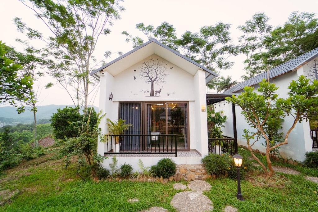 Κήπος έξω από το Dream Villas Thạch Thất Venuestay