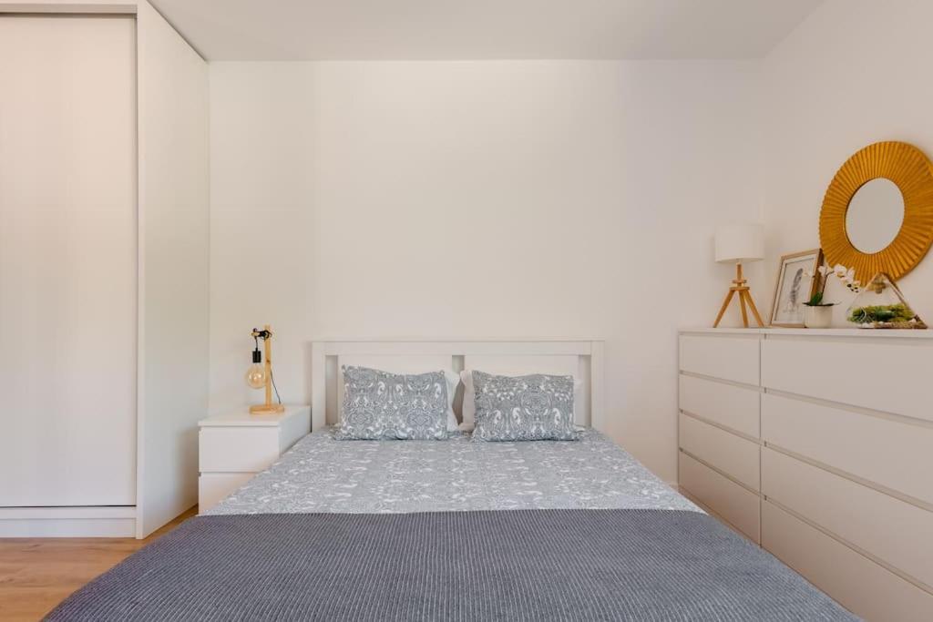 Stylish and Elegant Studio - Best View and Location in Coimbra Downton - 2