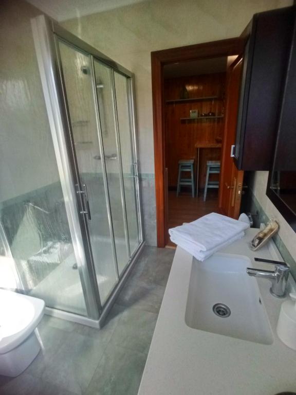 A bathroom at GARDEN ROOMS