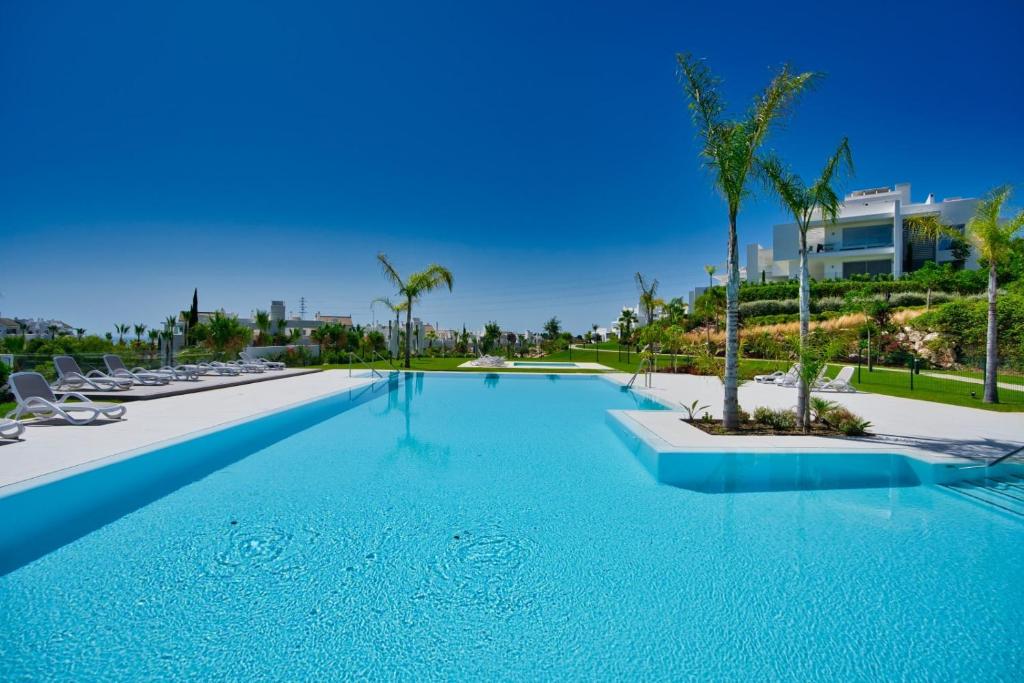 Apartment AL-1112 2 Bed Alcazaba Lagoon, Estepona, Spain ...