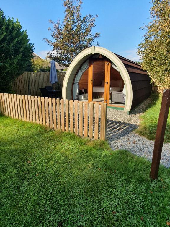Giardino di Priory Glamping Pods and Guest accommodation