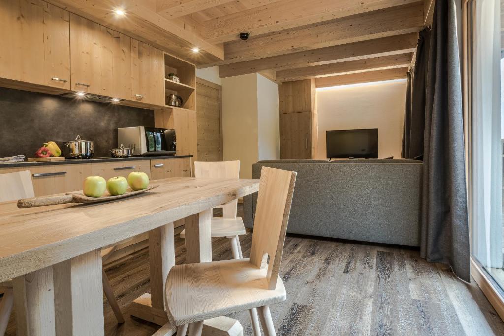 Kuchyň nebo kuchyňský kout v ubytování Chalet Alpenrose