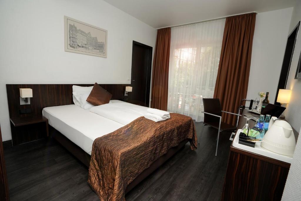 The Atrium Hotel - Resim 42