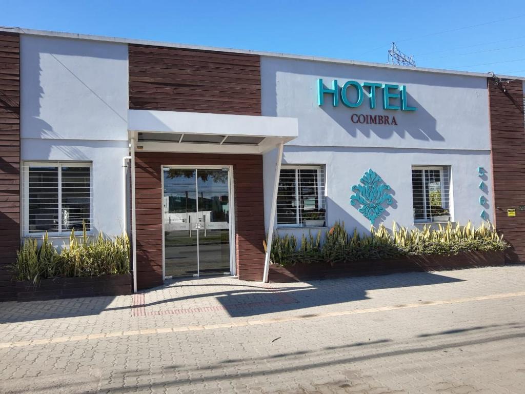 Foto da galeria de Coimbra Hotel Pousada em Pelotas