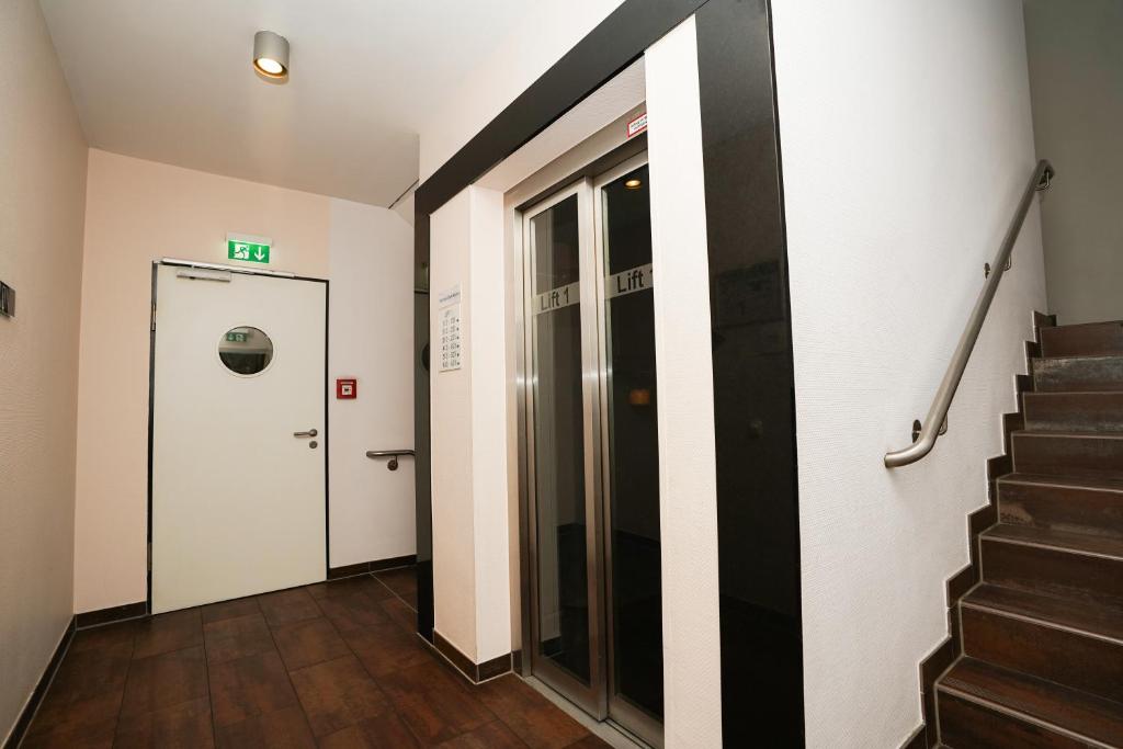 The Atrium Hotel - Resim 45