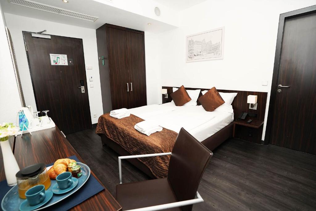 The Atrium Hotel - Resim 11