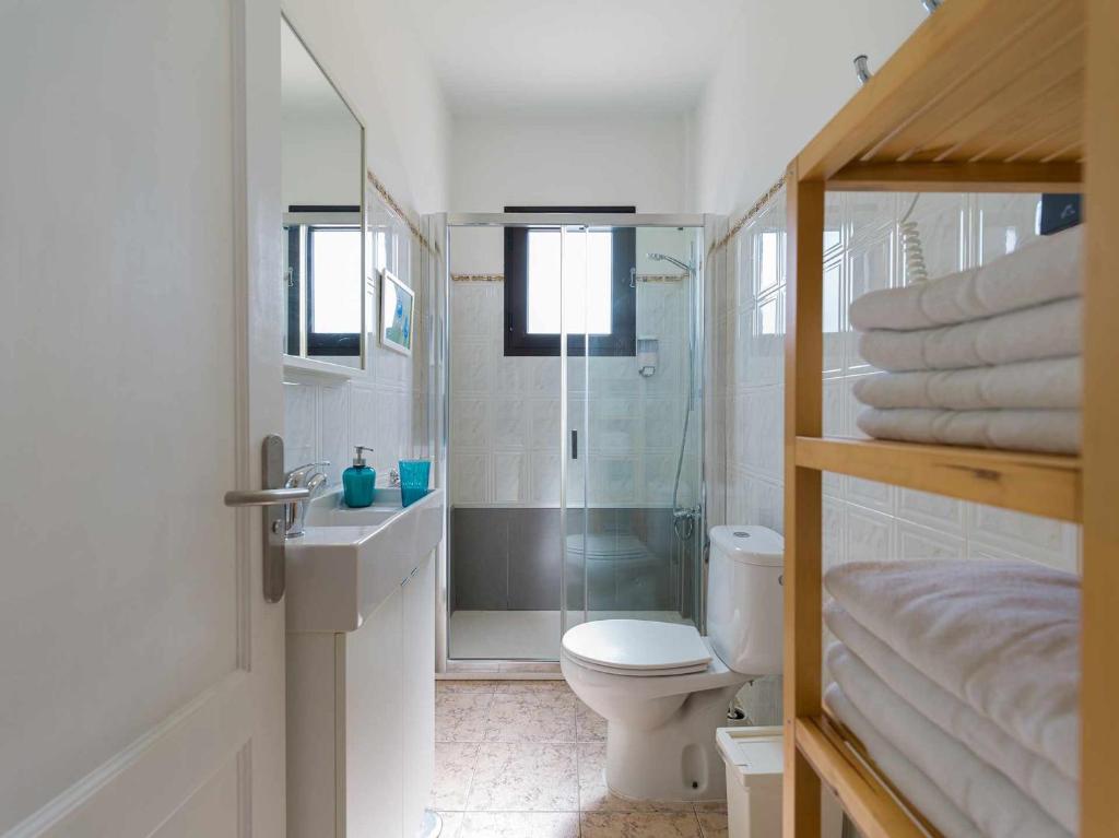Kúpeľňa v ubytovaní Mahostly Apartamento Comillas SH
