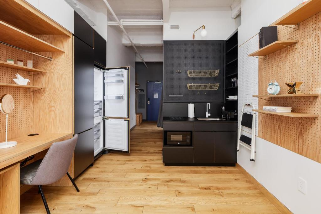 Placemakr Wall Street photo
