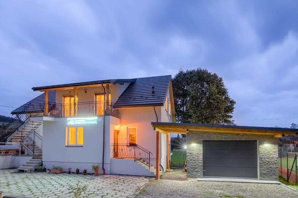 Budova, v ktorej sa apartmán nachádza