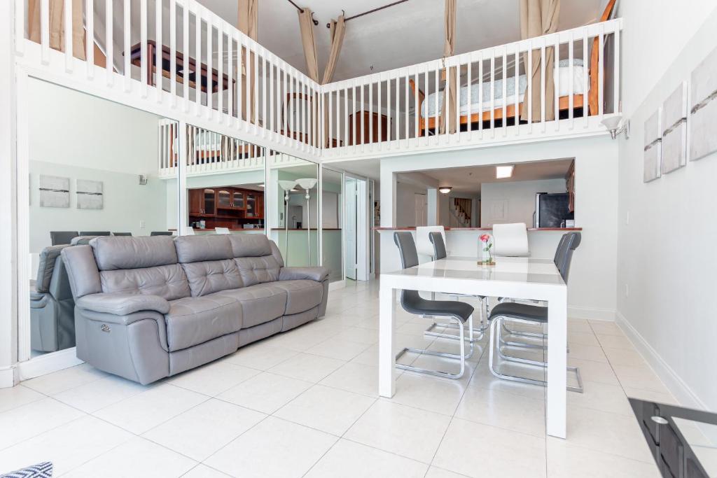 Girasole Apartments - 