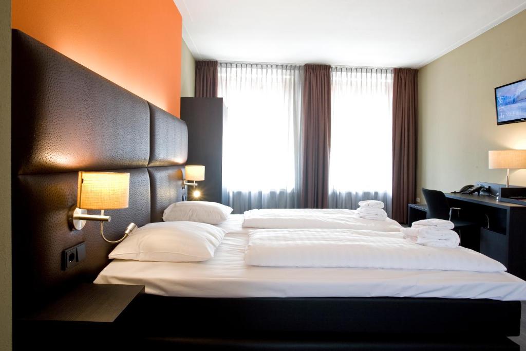 Hotel Roermond Next Door - Family Room