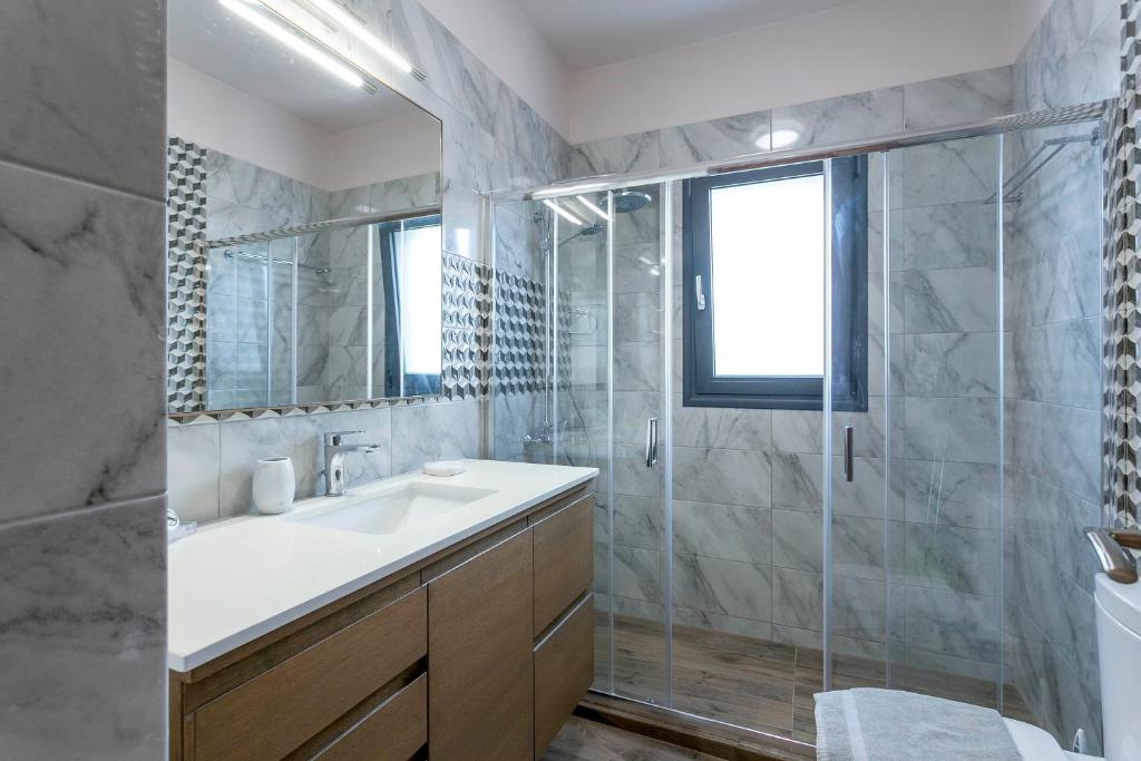 Kúpeľňa v ubytovaní Marinas Villas