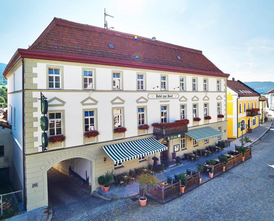 Budova, kde se hotel nachází