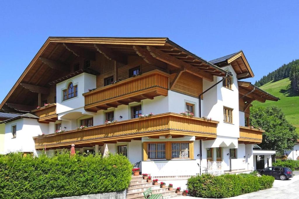 The building in which Az apartmant is located