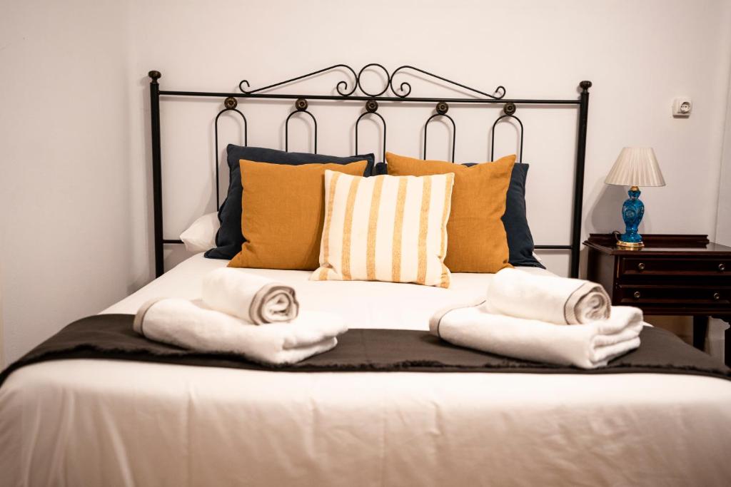 HiHome Hostel Uría - 三人间 - 带共用浴室