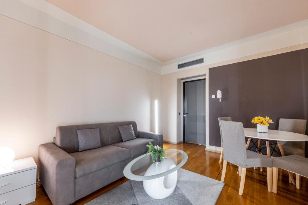 A seating area at Milan Royal Suites - Centro Duomo