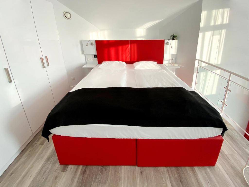 DORMERO Hotel Düsseldorf - Resim 12