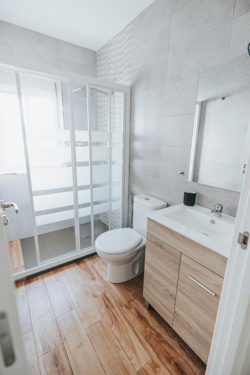Kúpeľňa v ubytovaní Shiny Nab Super Family Apartment