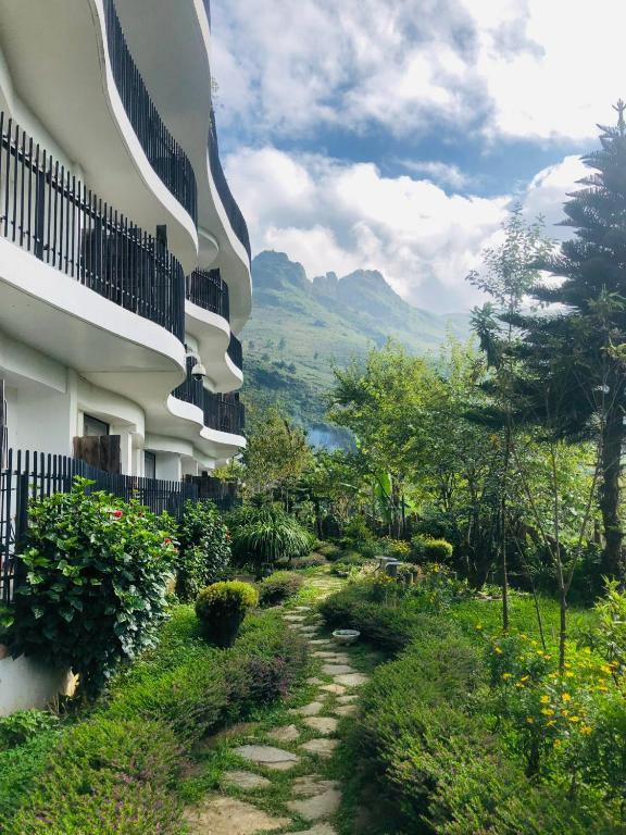 Pao's Sapa Leisure Hotel - Deluxe Double O Twin Room Con Vista Al Jardín
