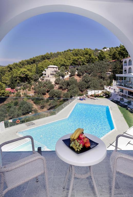 Bazén v ubytování Hotel Punta nebo v jeho okolí